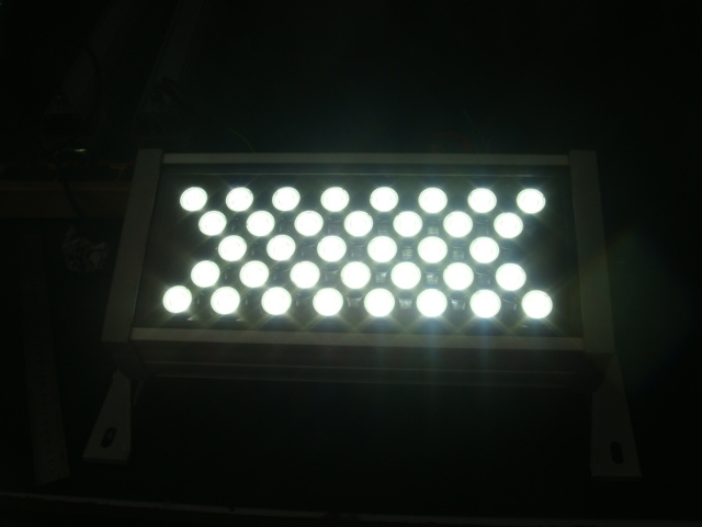 供应河南LED投光灯、湖北大功率LED投光灯、上海LED泛光灯
